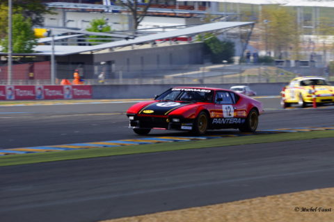 RC Formula en VHC à Magny-Cours avec sa De Tomaso et un équipage au top !